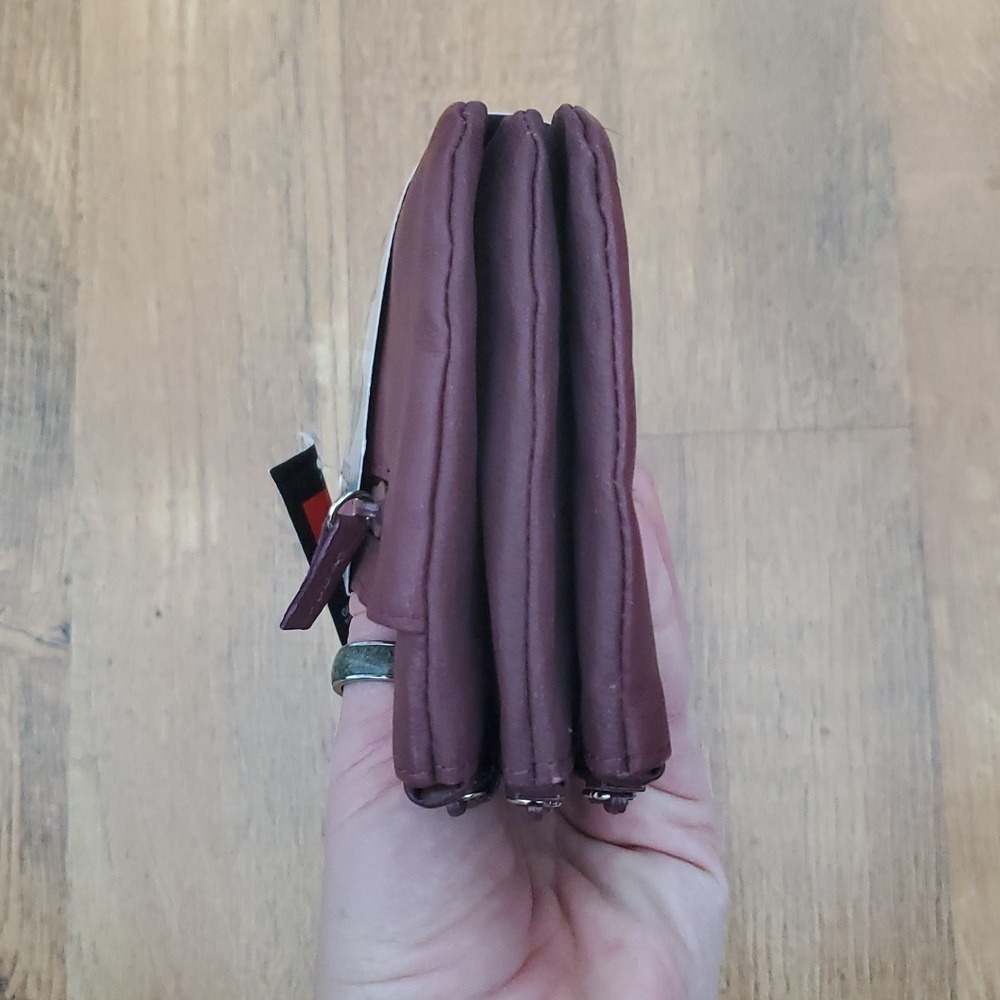 Mundi Stuff It Burgundy Leather Clutch With Accessories - Picture 17 of 17